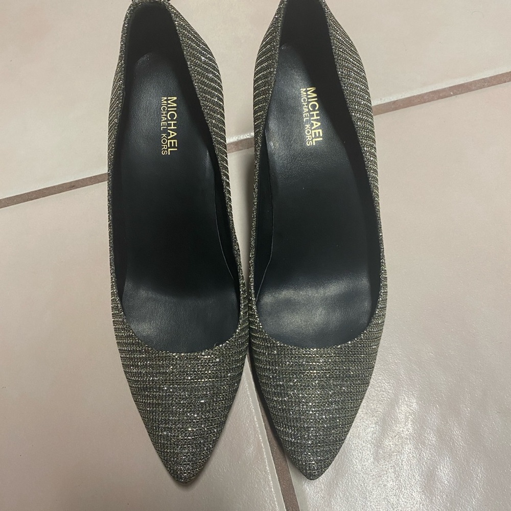 Michael Kors  Glitter Chain Mesh Sparkly Black/Gold Heels 7M